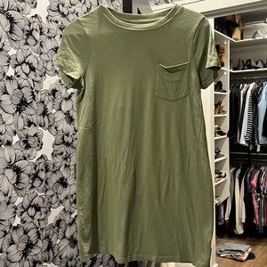 Green tshirt dress